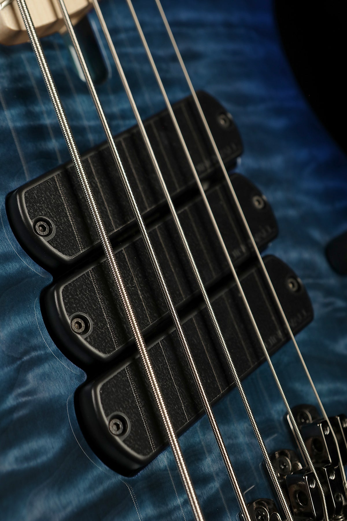 Dingwall Combustion 5 Quilt Top, 3X, Indigo Burst - Bass Centre Music Store Melbourne