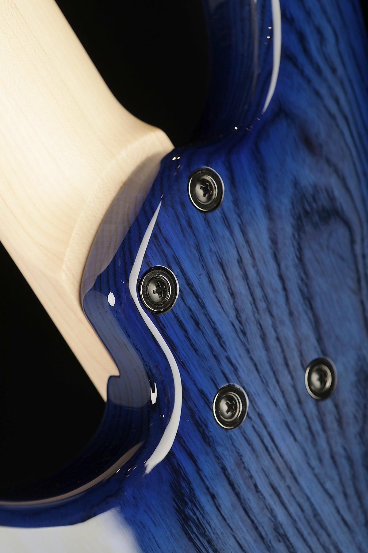 Dingwall Combustion 5 Quilt Top, 3X, Indigo Burst - Bass Centre Music Store Melbourne