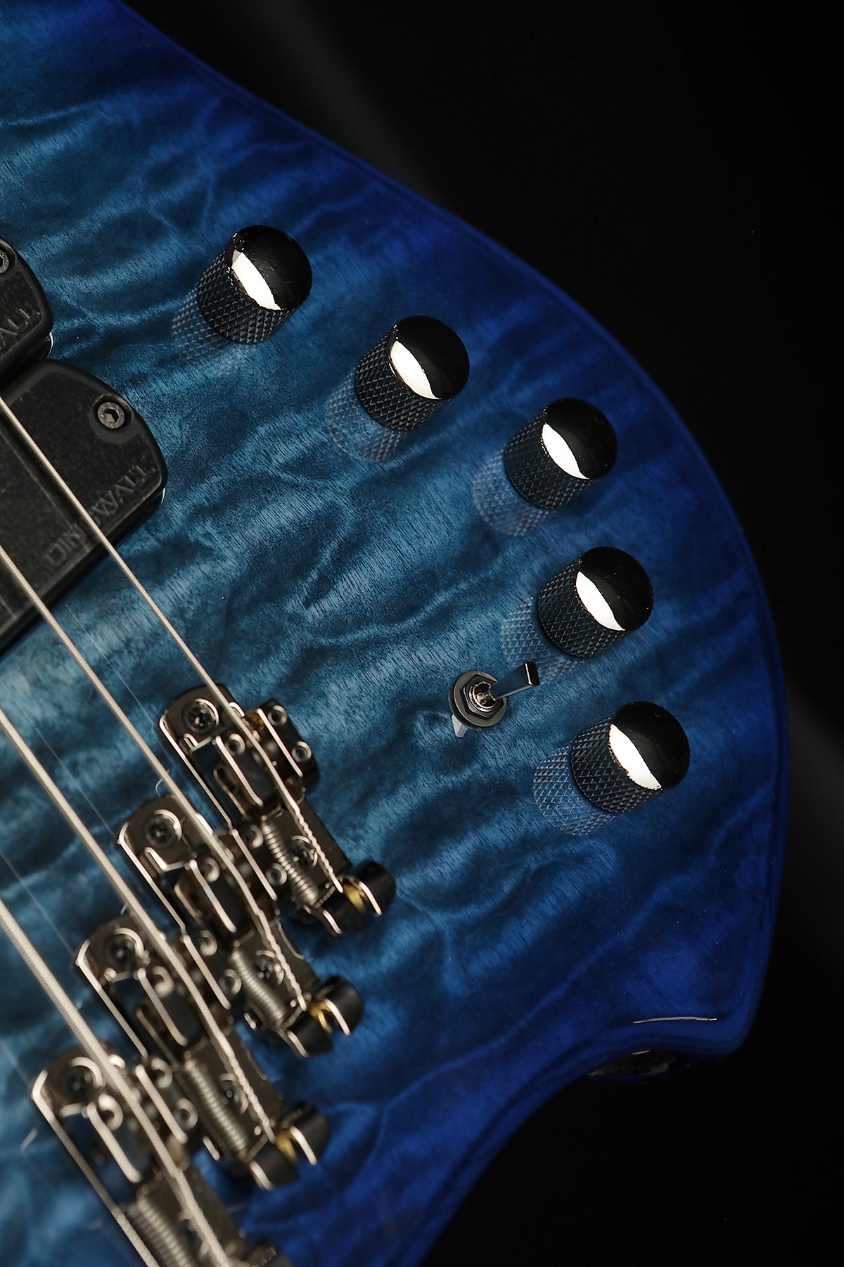 Dingwall Combustion 4 Quilt Top 3X Indigo Burst - Bass Centre Music Store Melbourne