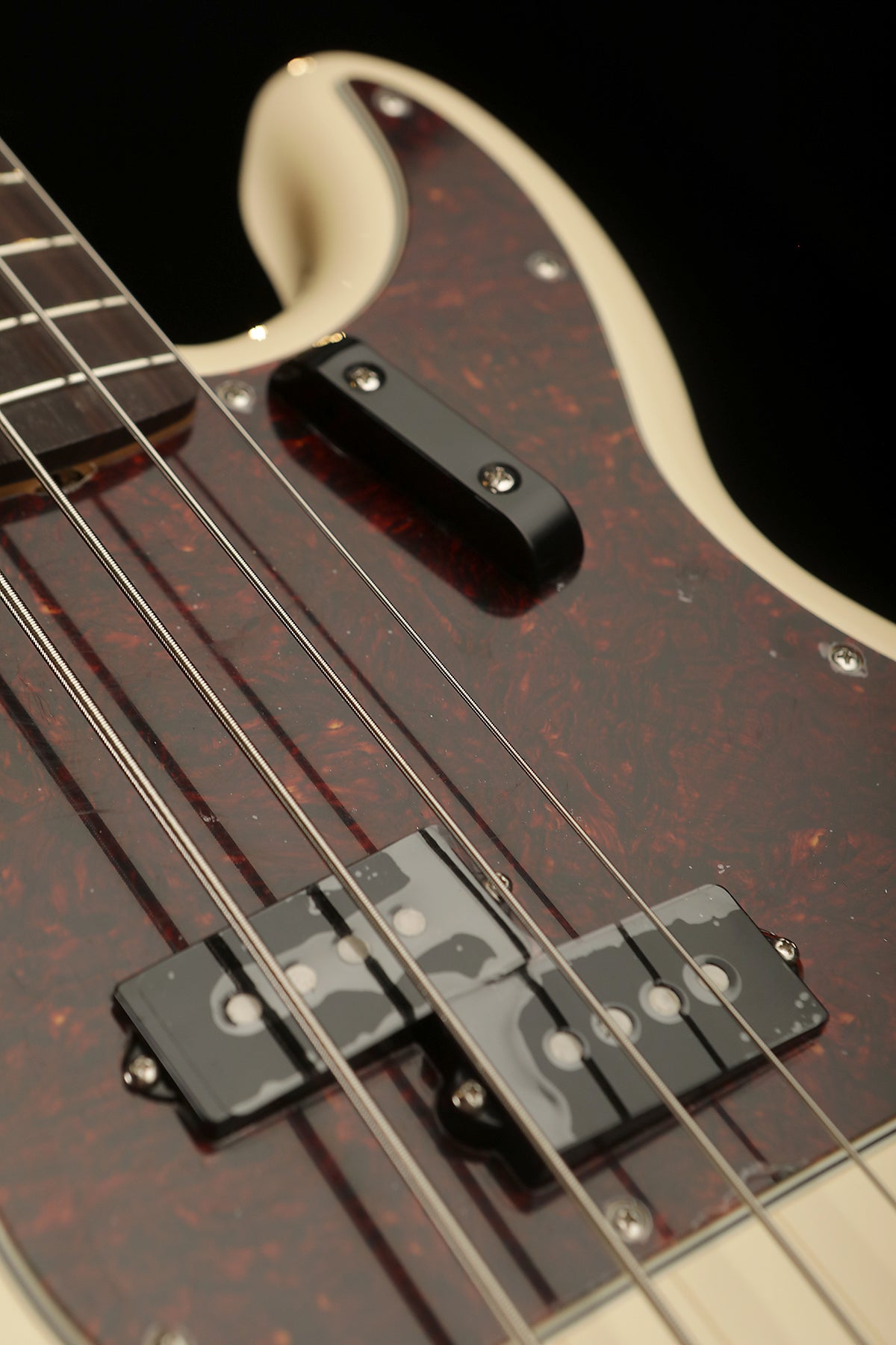 FENDER VINTERA II 60s PRECISION BASS - Bass Centre Music Store Melbourne