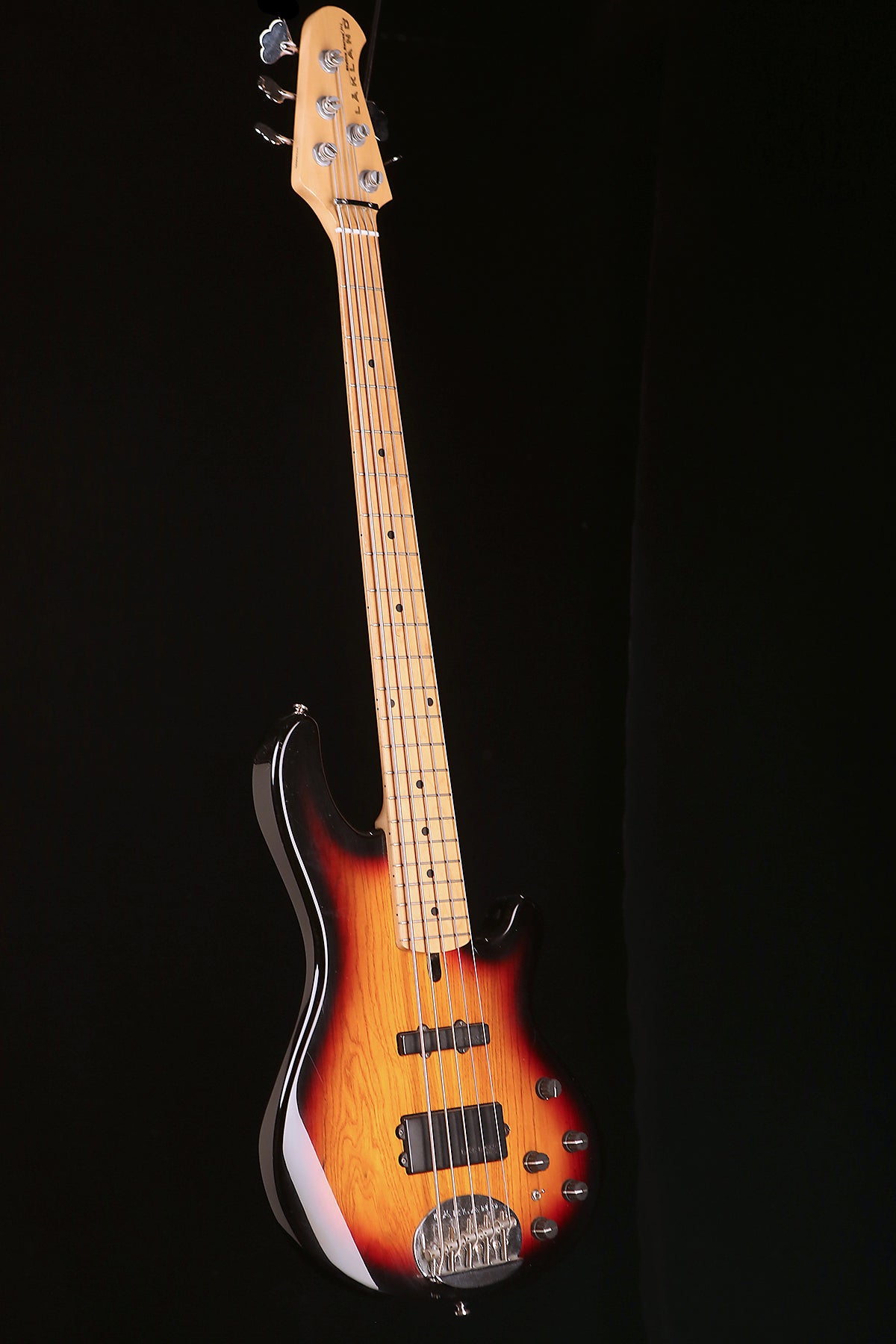 PRELOVED LAKLAND SKYLINE 55-02 3TSB W/GATOR CASE