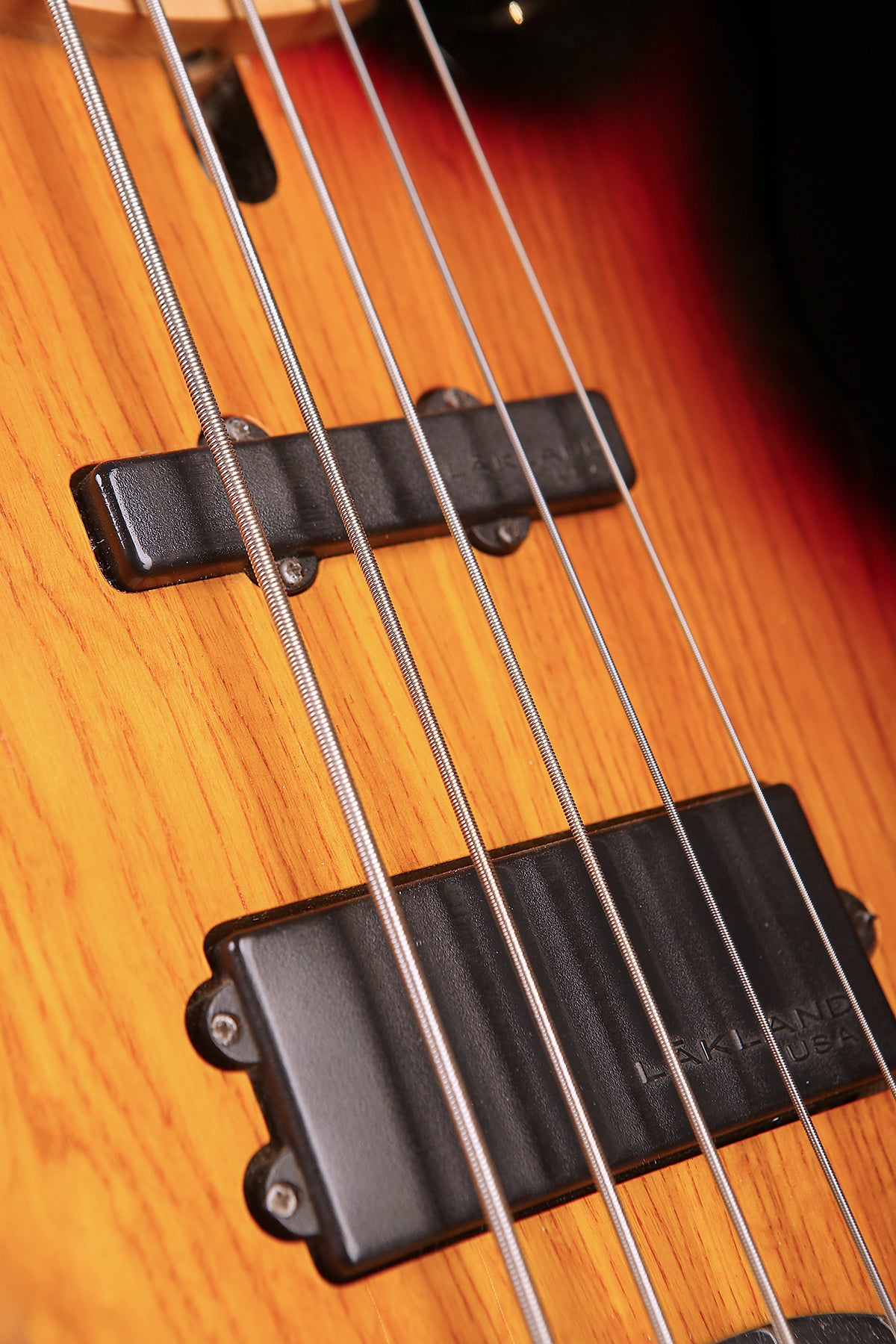 PRELOVED LAKLAND SKYLINE 55-02 3TSB W/GATOR CASE