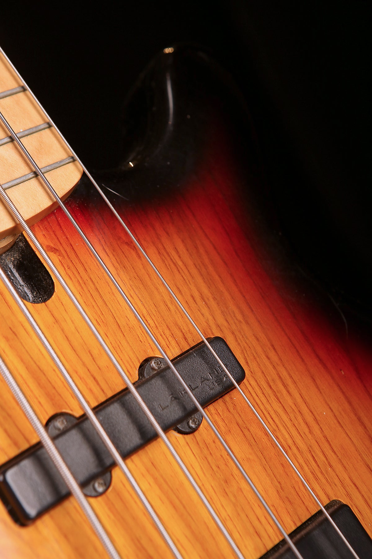 PRELOVED LAKLAND SKYLINE 55-02 3TSB W/GATOR CASE