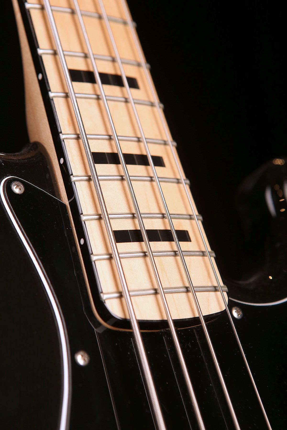 Preloved 2021 Geddy Lee Jazz Bass MIM Black w/Gigbag