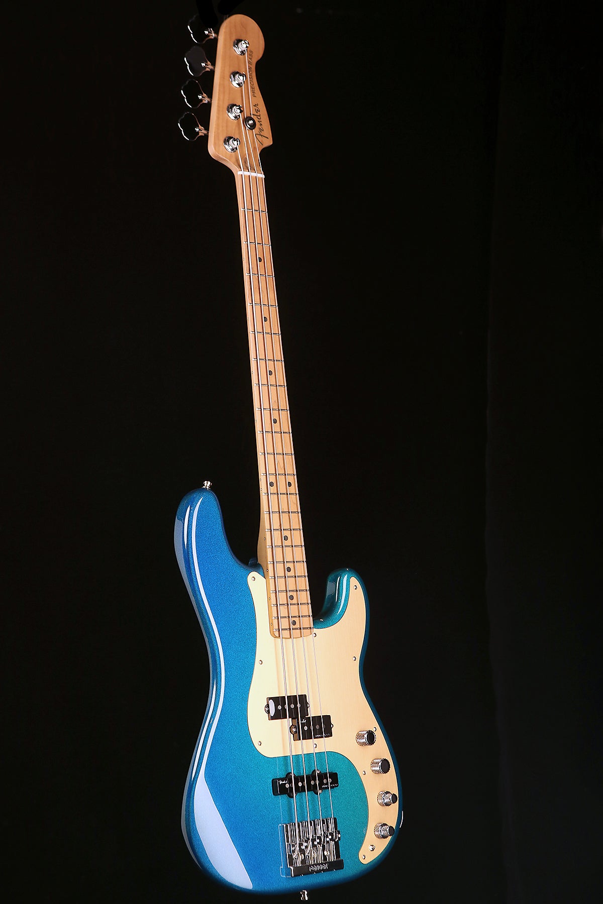 Fender Deluxe American Ultra II Precision Aurora Limited