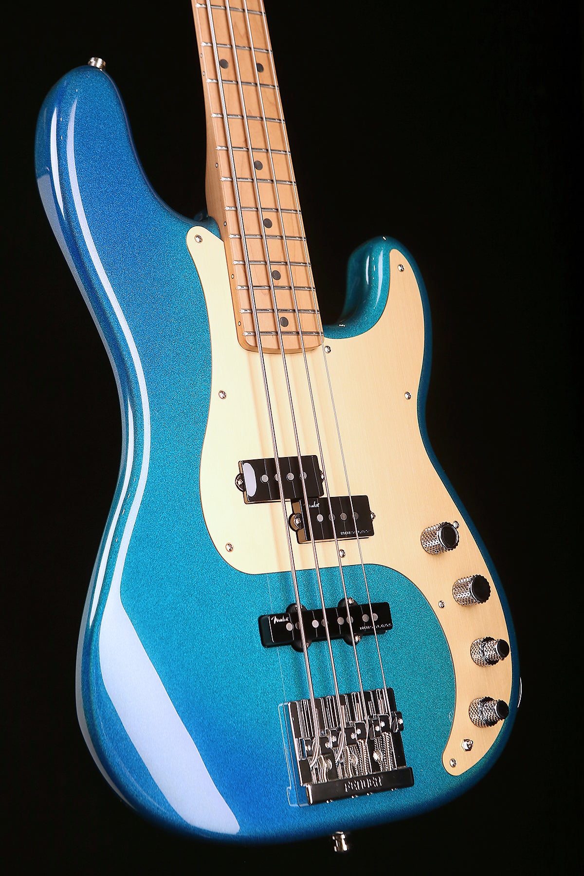 Fender Deluxe American Ultra II Precision Aurora Limited