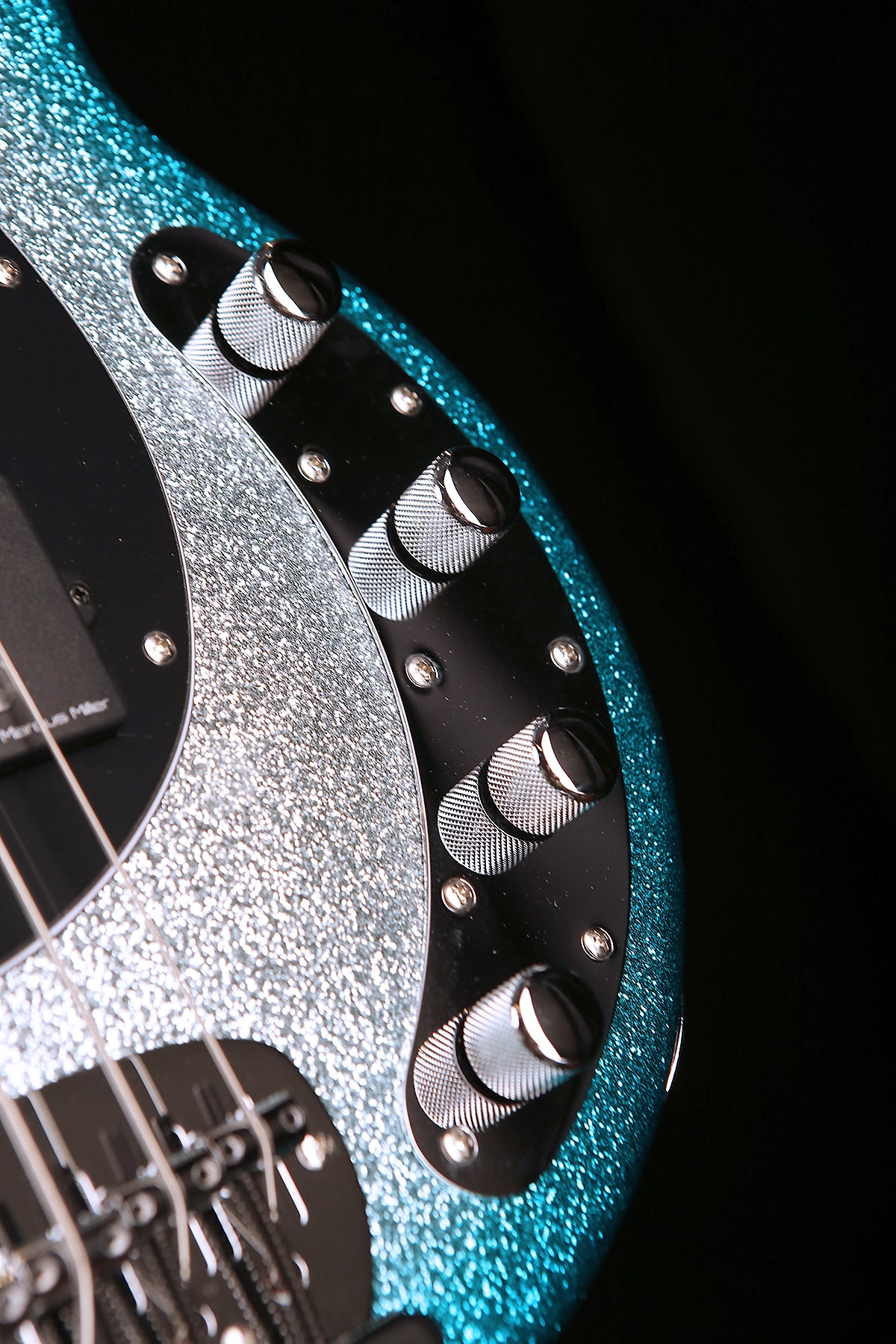 Sire Marcus Miller  Z3 5 String Bass w/GigBag