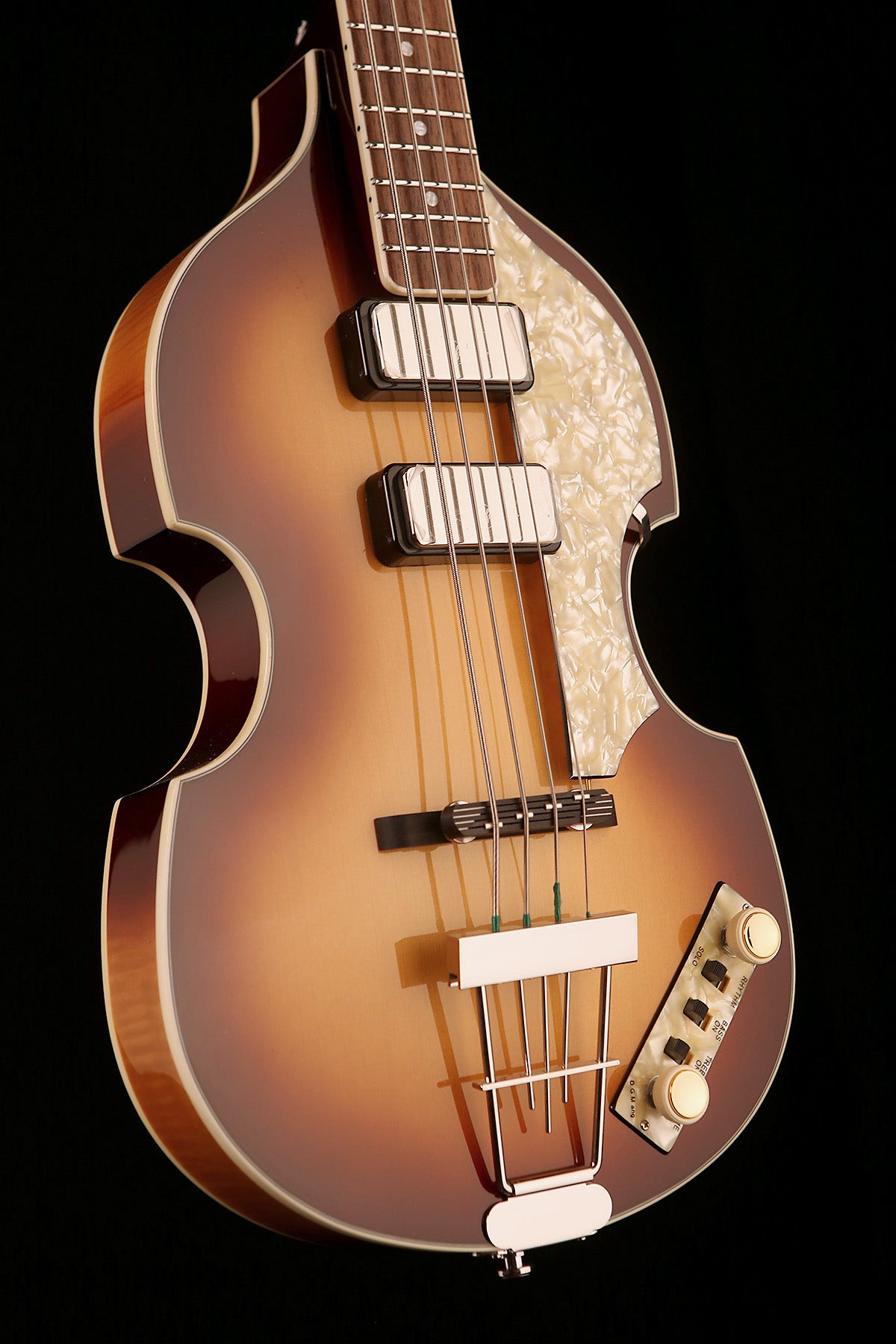 Hofner Contemporary Cavern Bass w/case - Bass Centre Music Store Melbourne