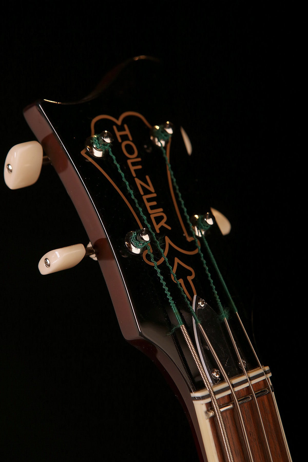 Hofner Contemporary Cavern Bass w/case - Bass Centre Music Store Melbourne