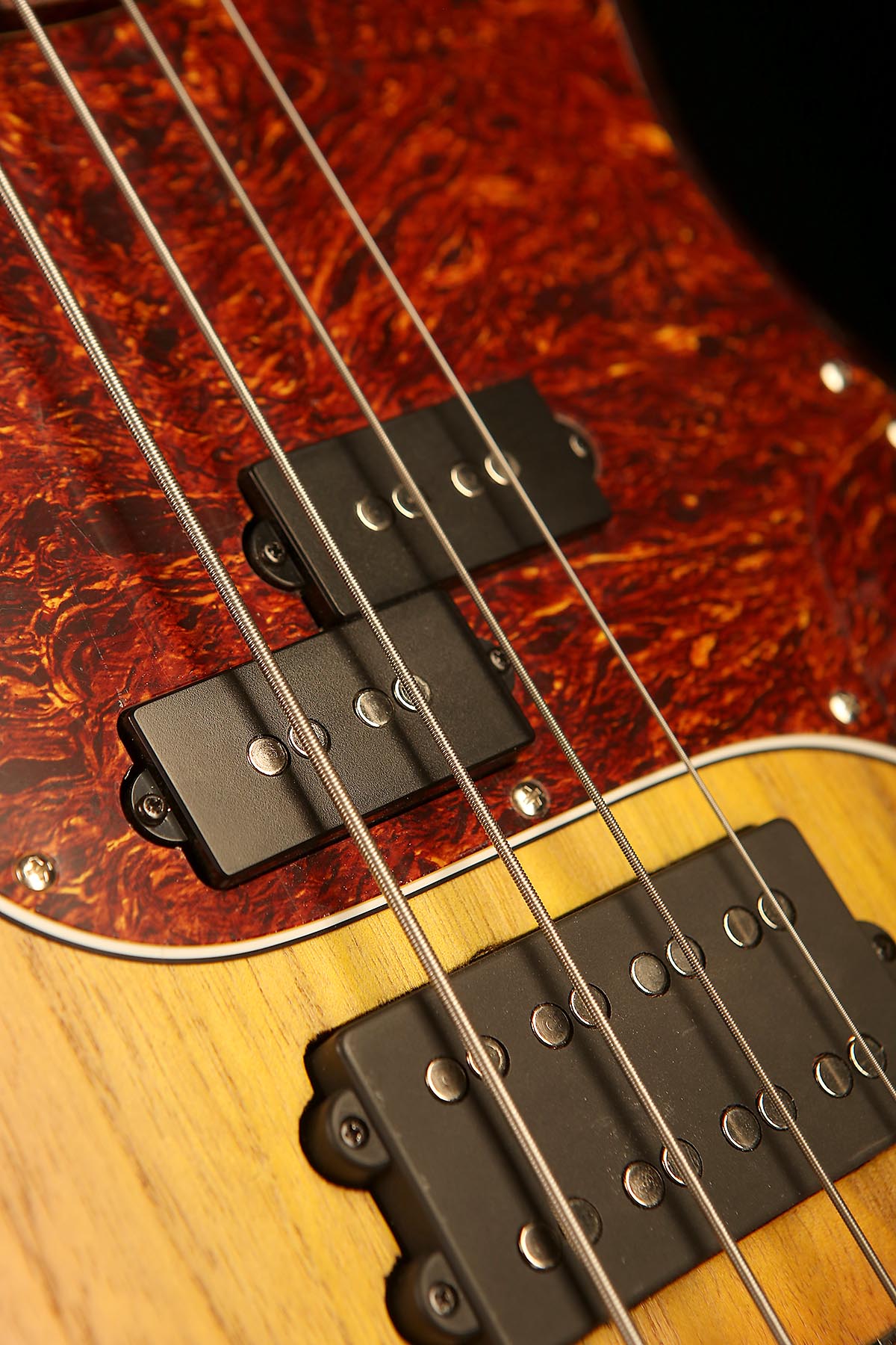 Sandberg VM4 Superlight 4 String Sunburst w/Rosewood - Bass Centre Music Store Melbourne