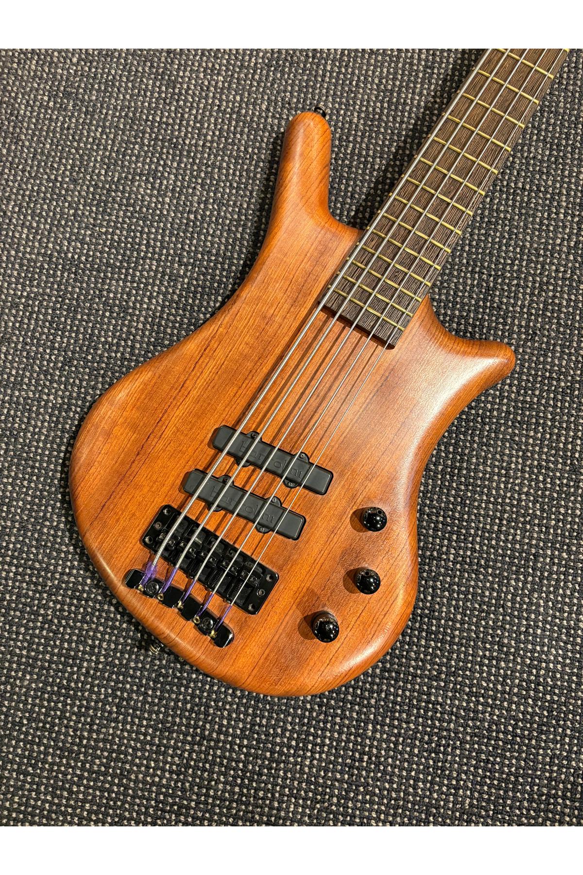 Preloved Warwick Custom Shop 2015 Thumb Bass Bolt On 5 string