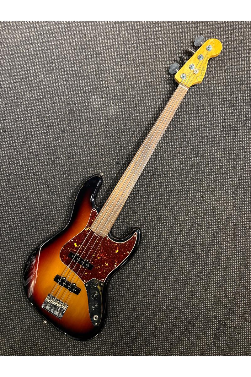 Preloved Fender Am Pro II Jazz Bass Fretless Sunburst w/case - Bass Centre Music Store Melbourne