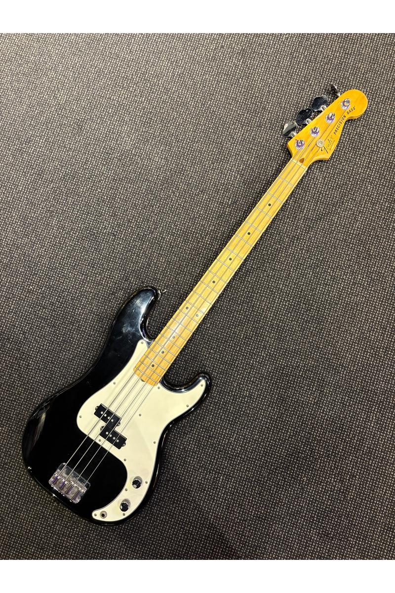 Preloved 1979 Fender Precision Bass Black Maple with Fender case