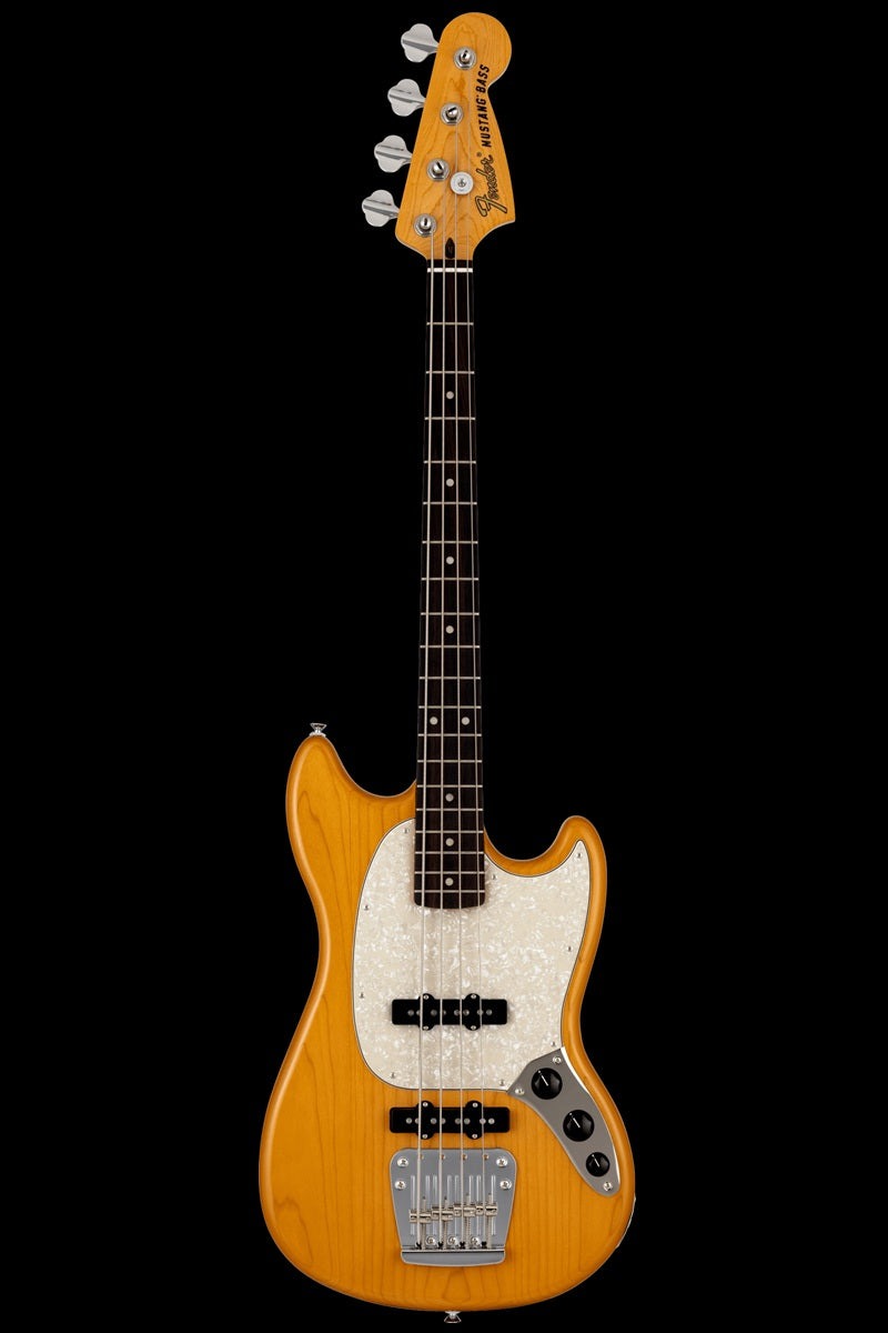 Fender Japan &#39;Chilli Beans&#39; Maika Mustang Bass Natural