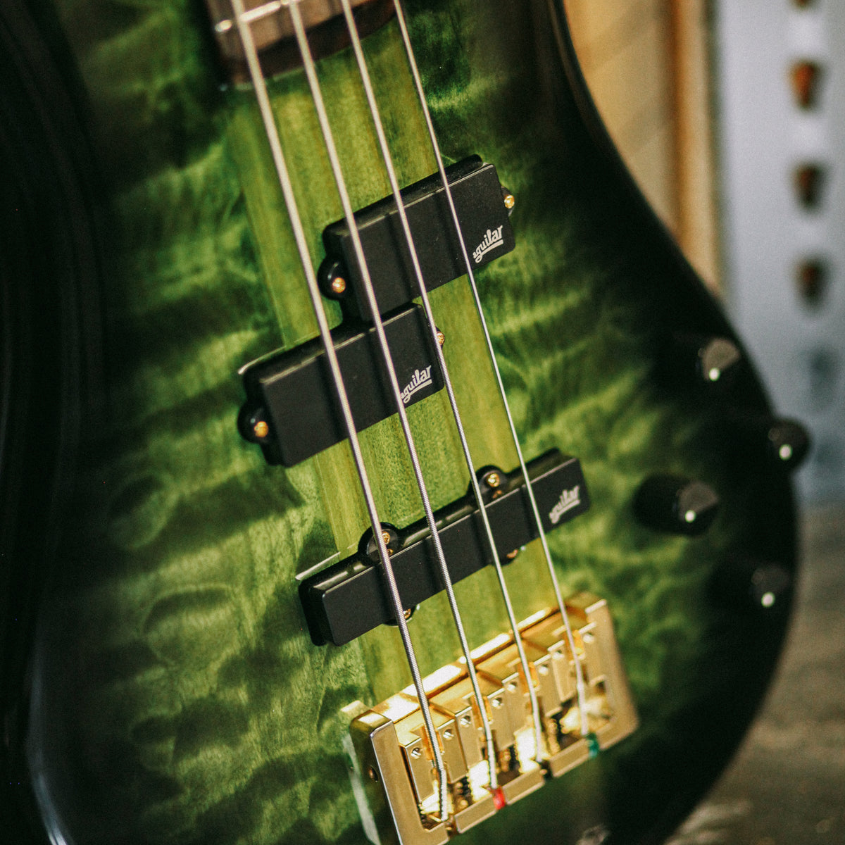 Spector Icon NS Neck Thru 4 Bass - Bass Centre Music Store Melbourne