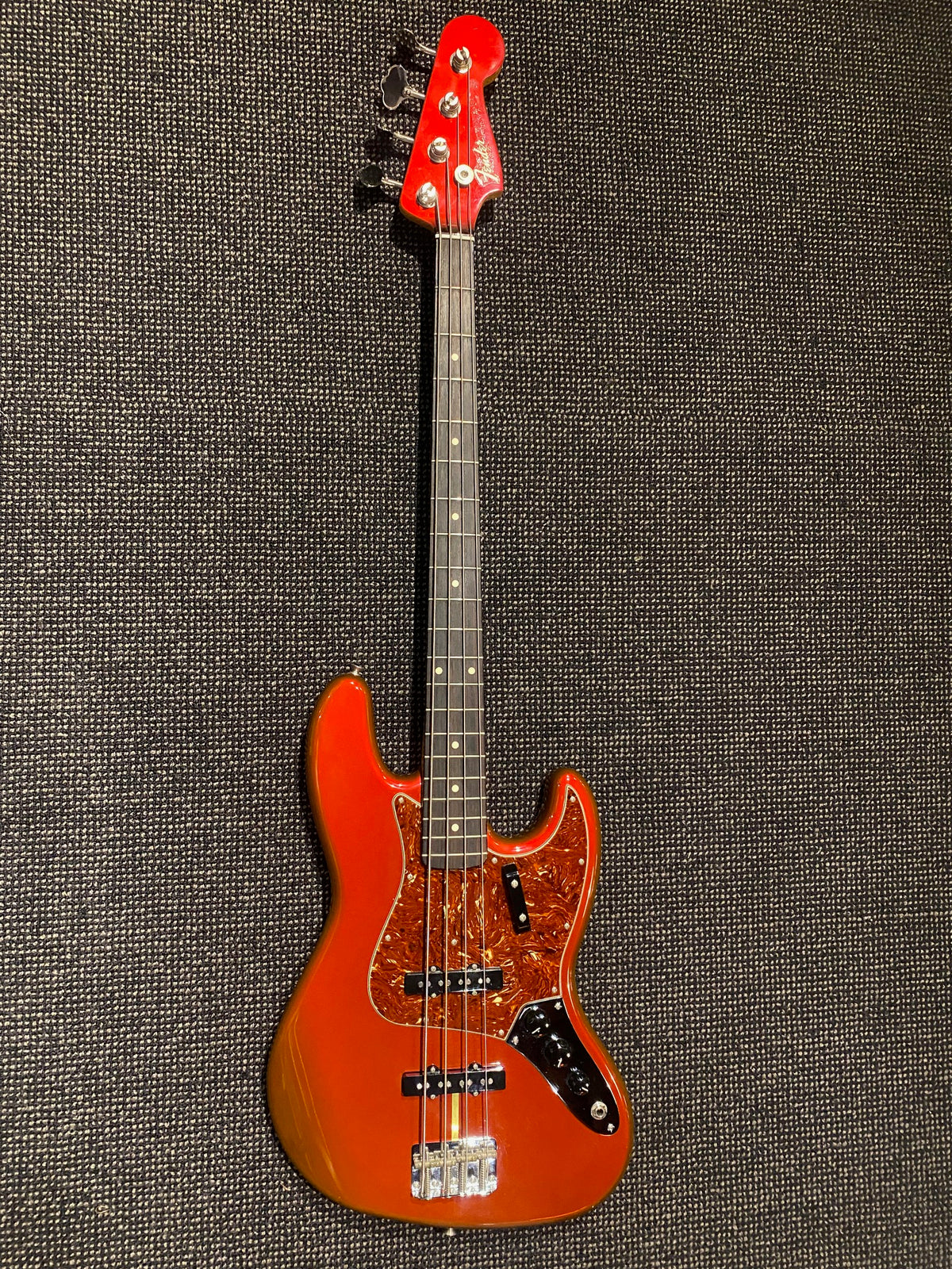 Preloved Fender Custom Shop 1960 Candy Apple Red NOS Jazz Bass w/ Case