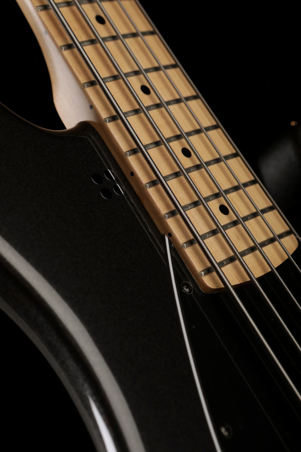 Sandberg California Central 5 Gloss Anthracite - Bass Centre Music Store Melbourne