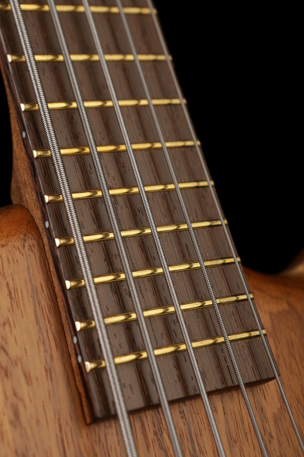 Warwick German Team  Built Thumb Bolt-On 5 Bass - Bass Centre Music Store Melbourne