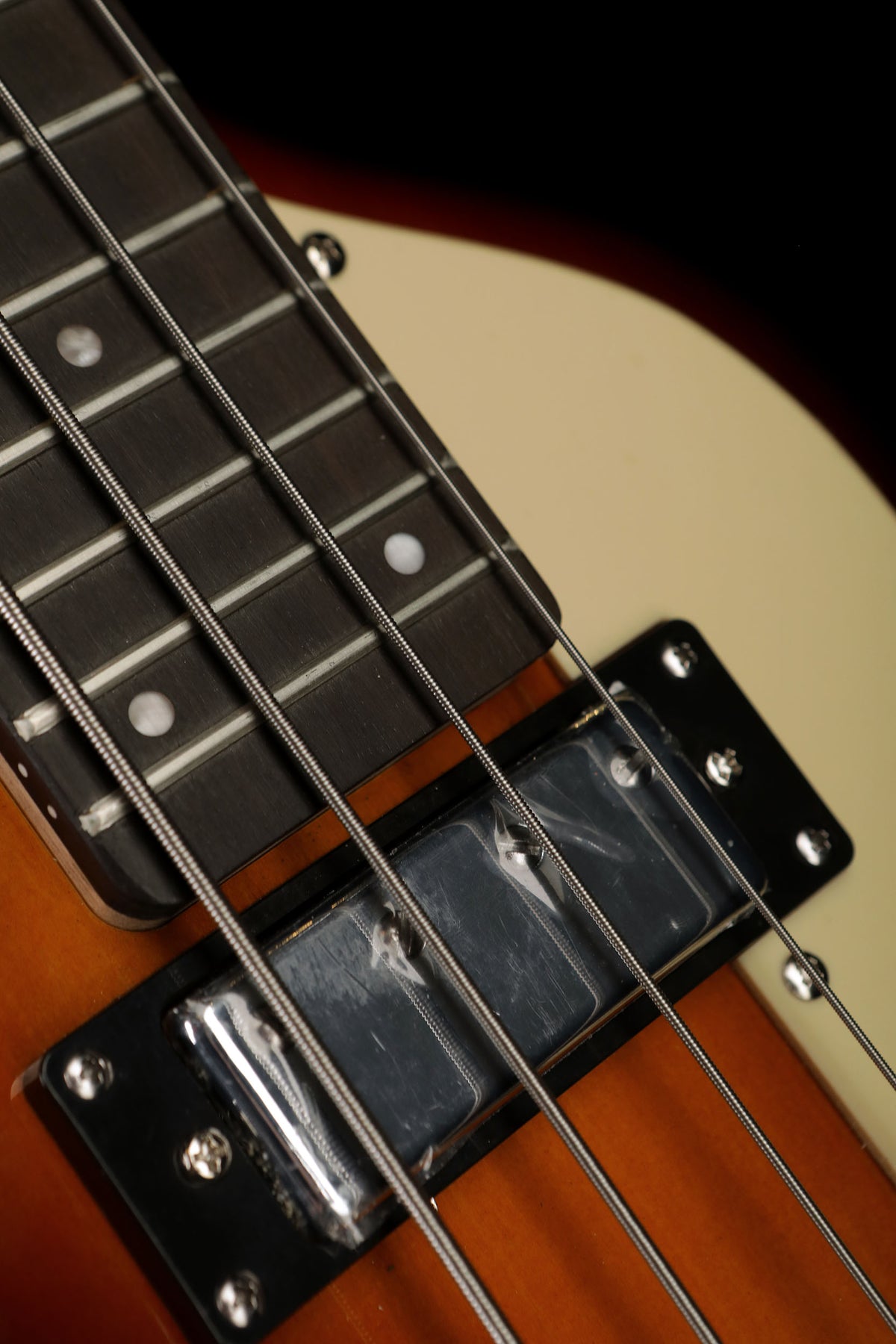 Hofner Shorty Violin Bass - Bass Centre Music Store Melbourne