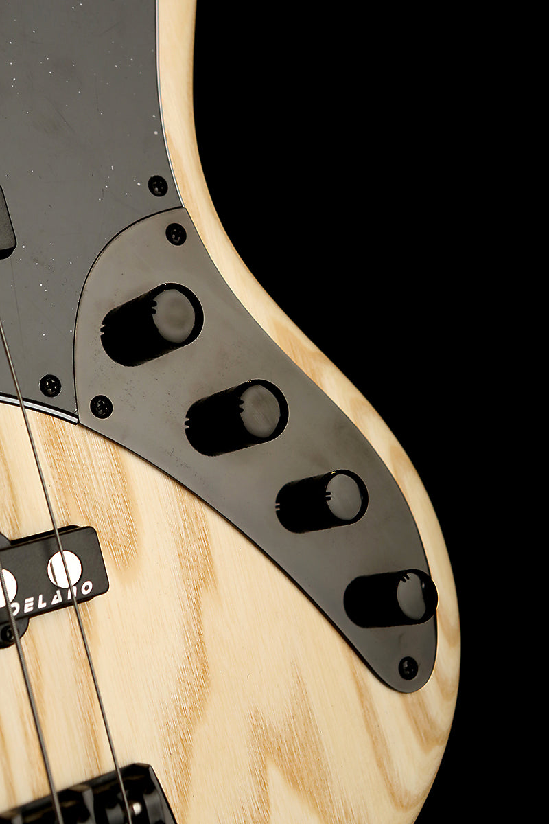 Sandberg California TT 5 String Matte Natural Maple Fingerboard with Gigbag - Bass Centre Music Store Melbourne