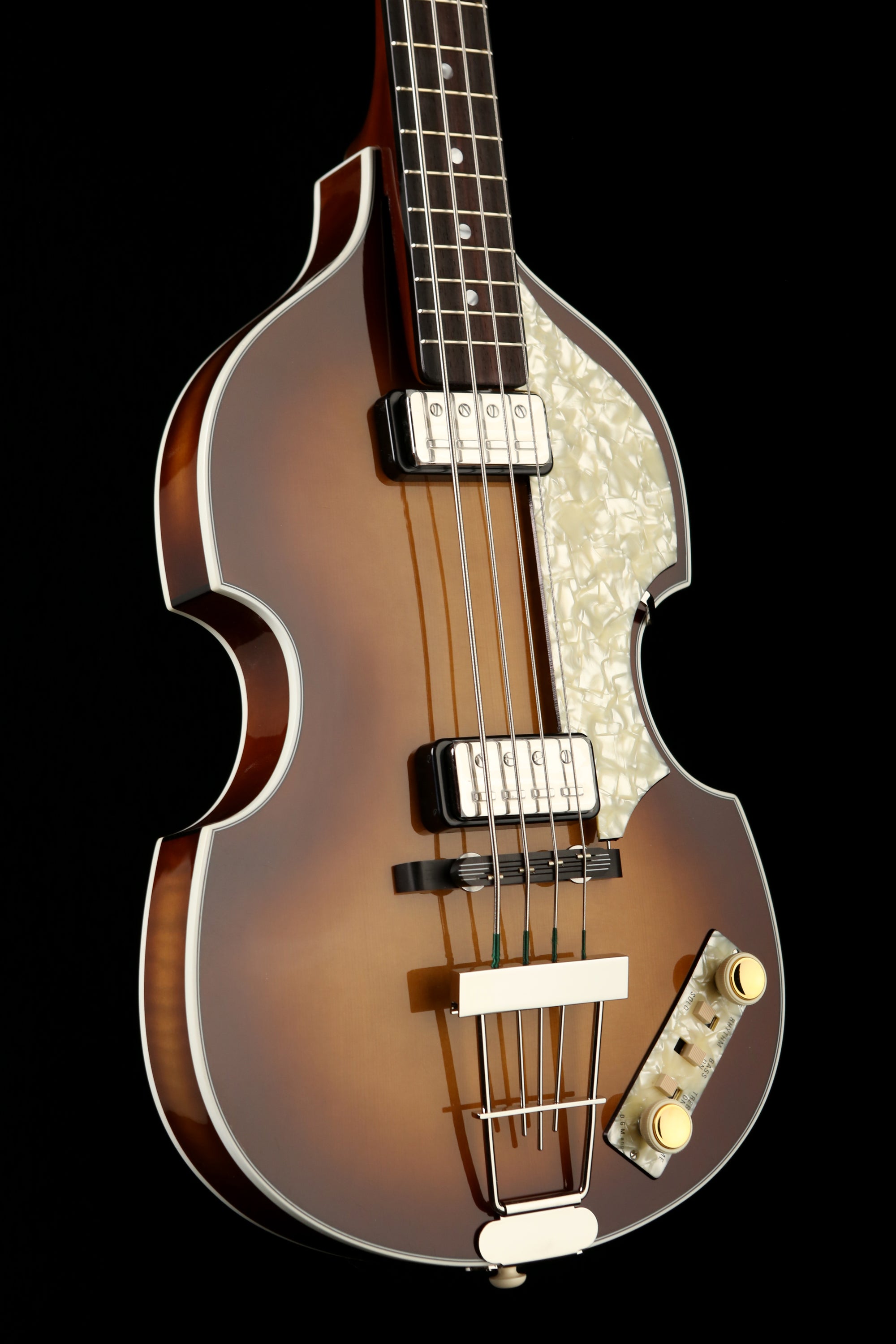 Hofner 500/1 "Mersey" 62 Re-Issue Bass