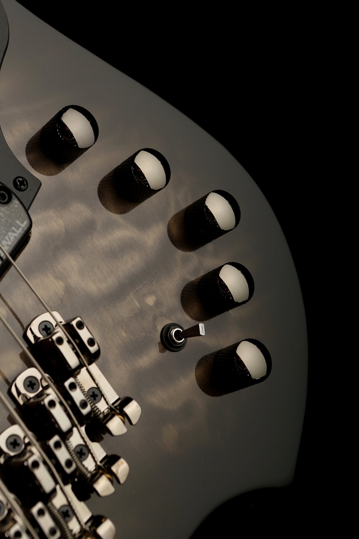 Dingwall Combustion 5 Quilt Top Blackburst - Bass Centre Music Store Melbourne