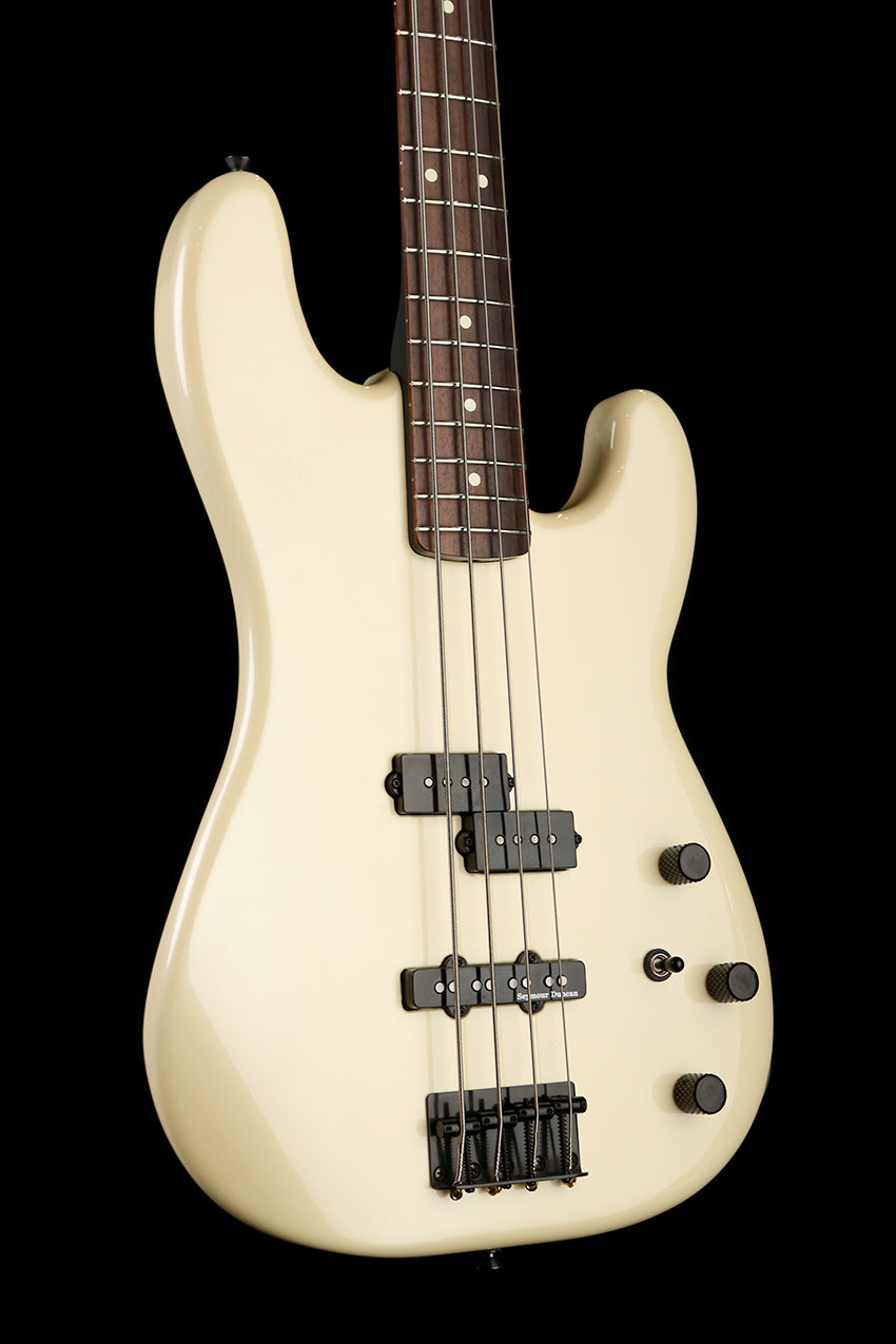 Fender Duff McKagan Precision Special