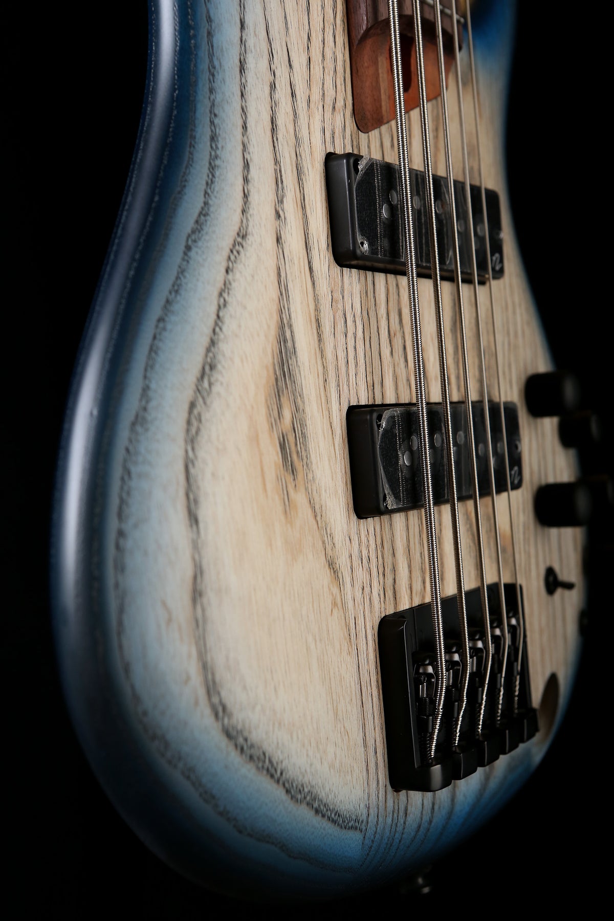 Ibanez SR605E - Bass Centre Music Store Melbourne