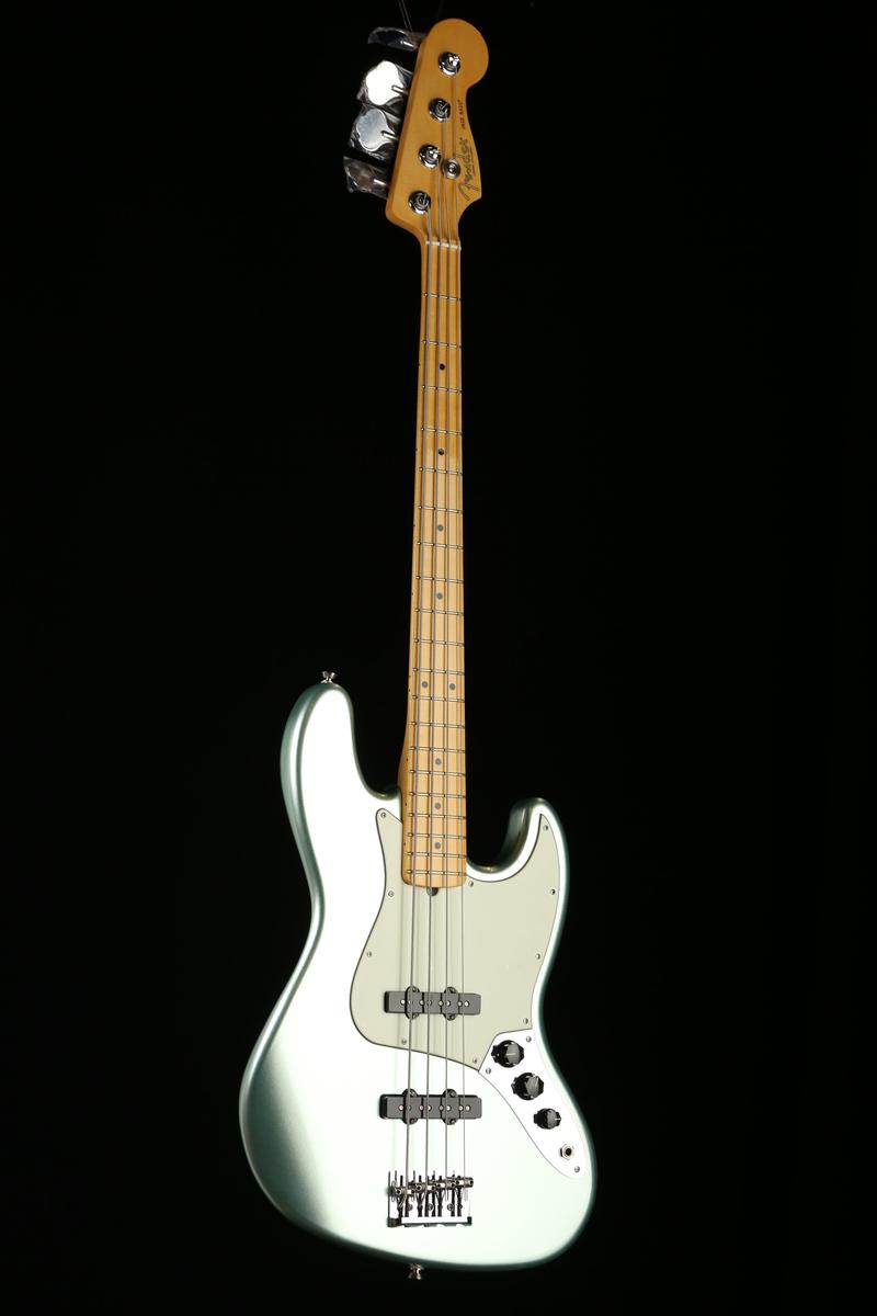American Professional II Jazz Bass