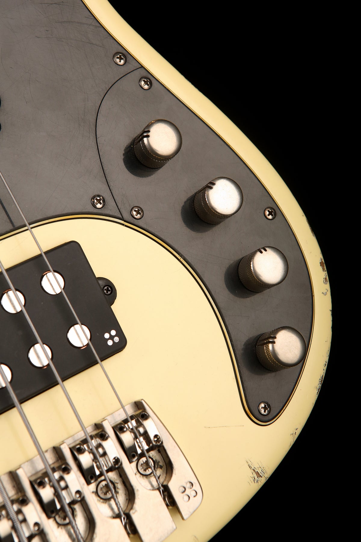 Sandberg VM5 Hardcore Aged Cream - Bass Centre Music Store Melbourne