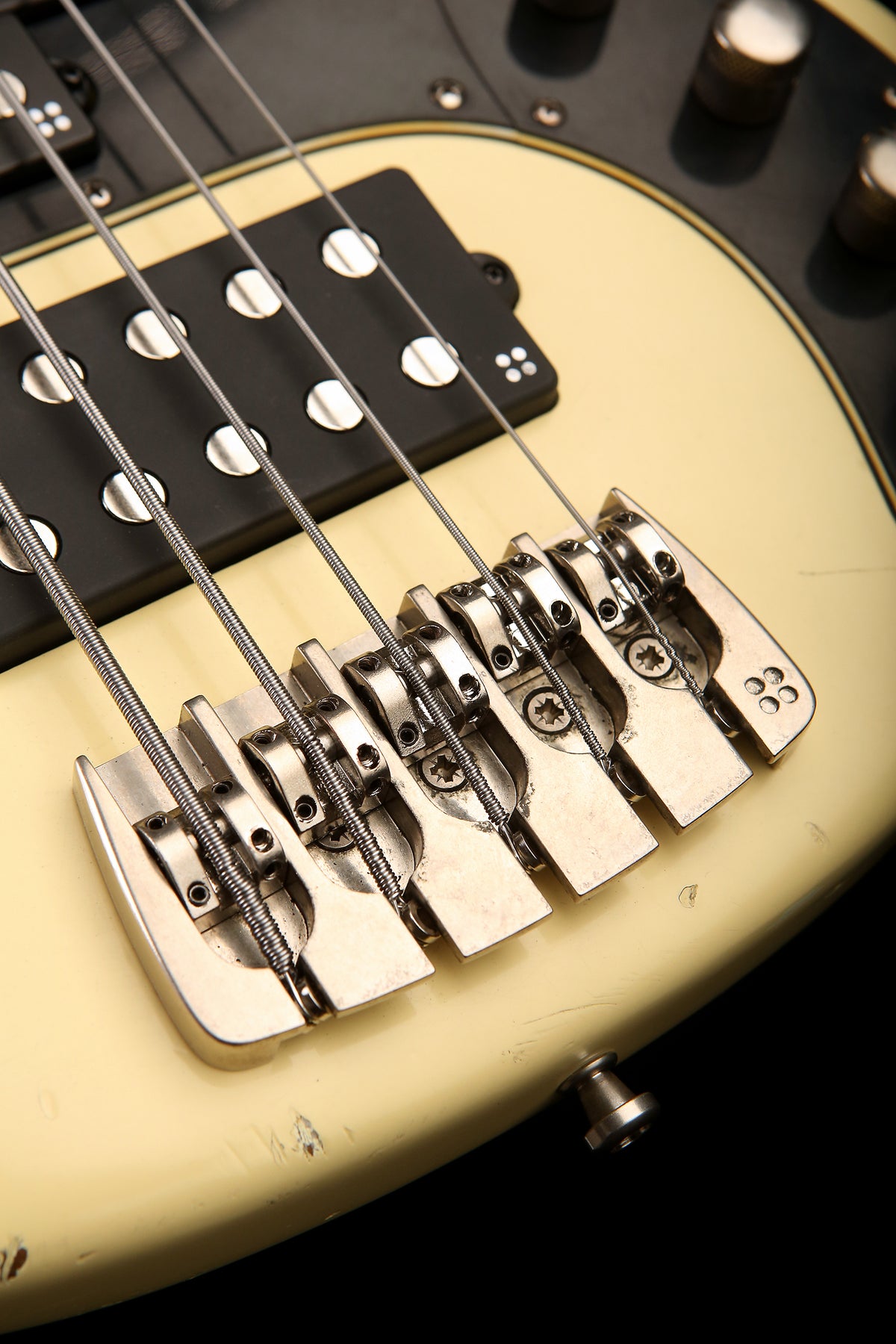 Sandberg VM5 Hardcore Aged Cream - Bass Centre Music Store Melbourne