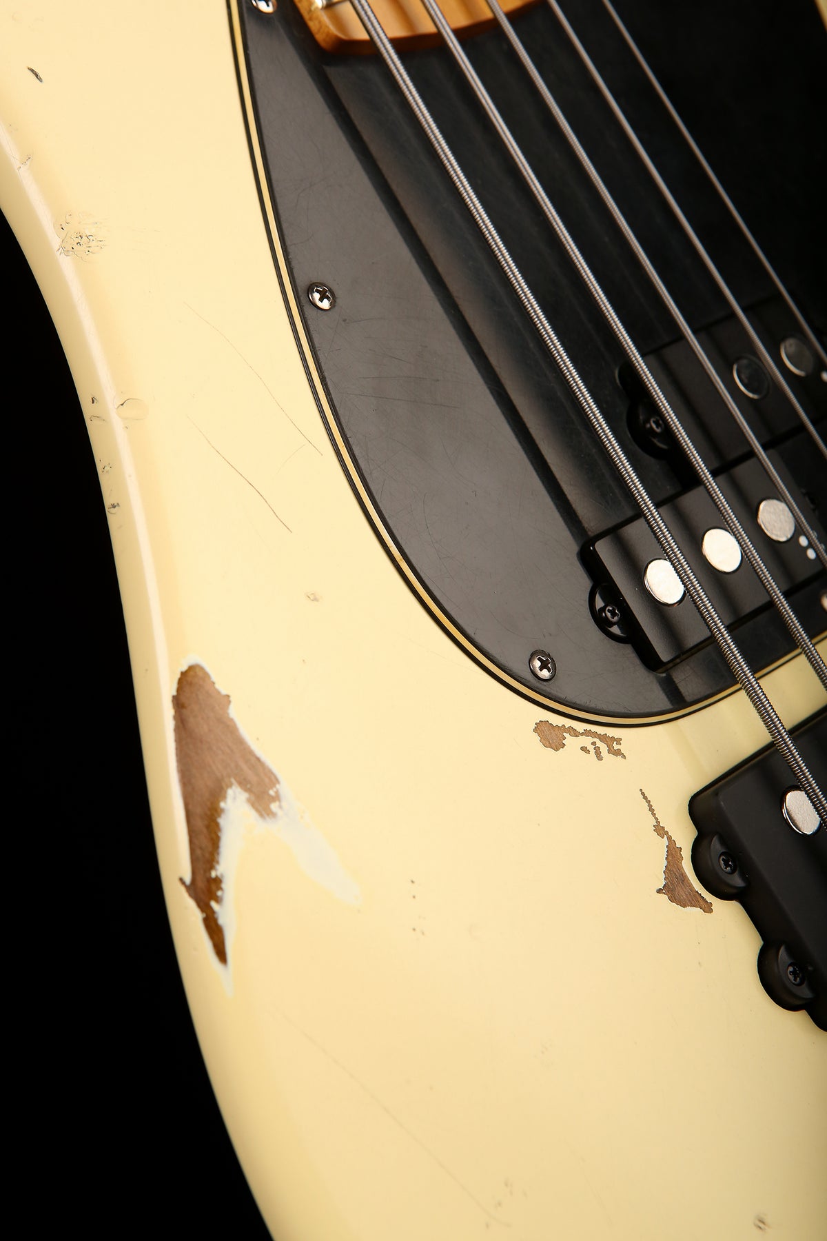 Sandberg VM5 Hardcore Aged Cream - Bass Centre Music Store Melbourne