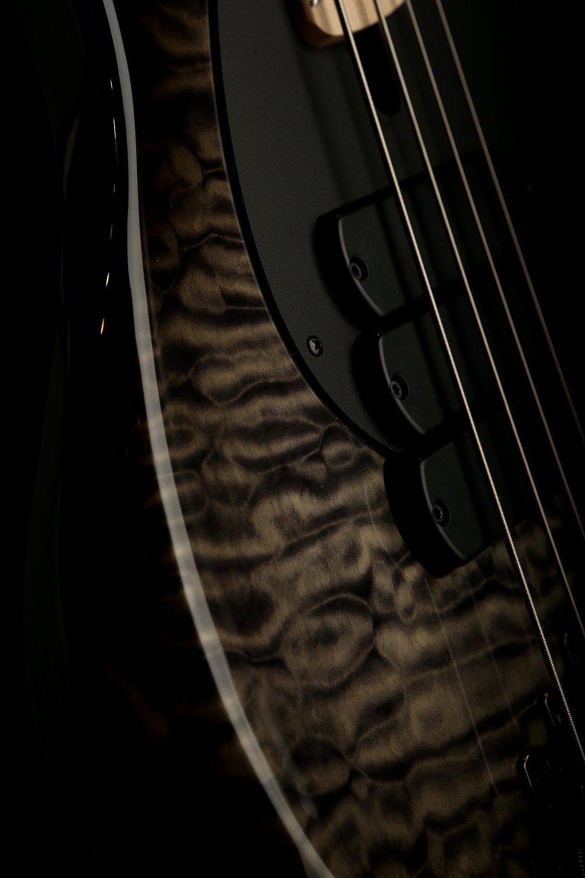 Dingwall Combustion 4 Quilt Top 3X Trans Black - Bass Centre Music Store Melbourne