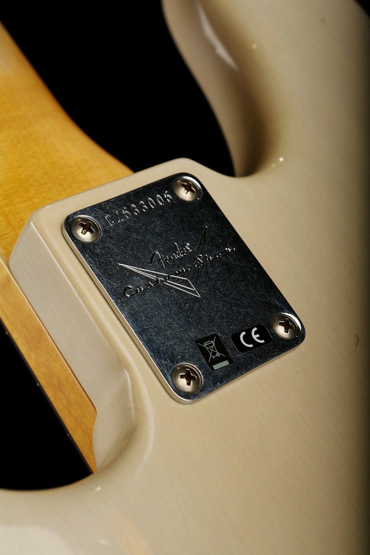 Fender Custom Shop 1959 Journeyman Relic Precision Bass Blonde W/Case - Bass Centre Music Store Melbourne