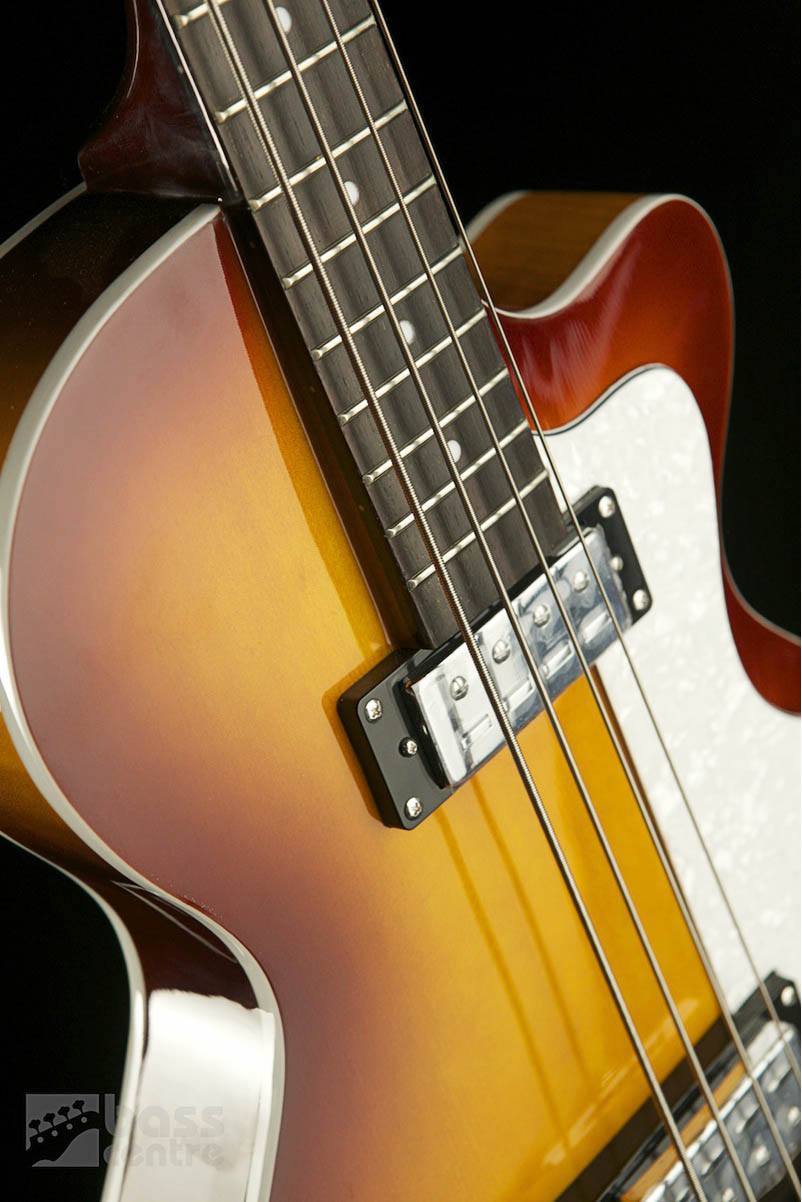Hofner Ignition Club Bass w/case - Bass Centre Music Store Melbourne