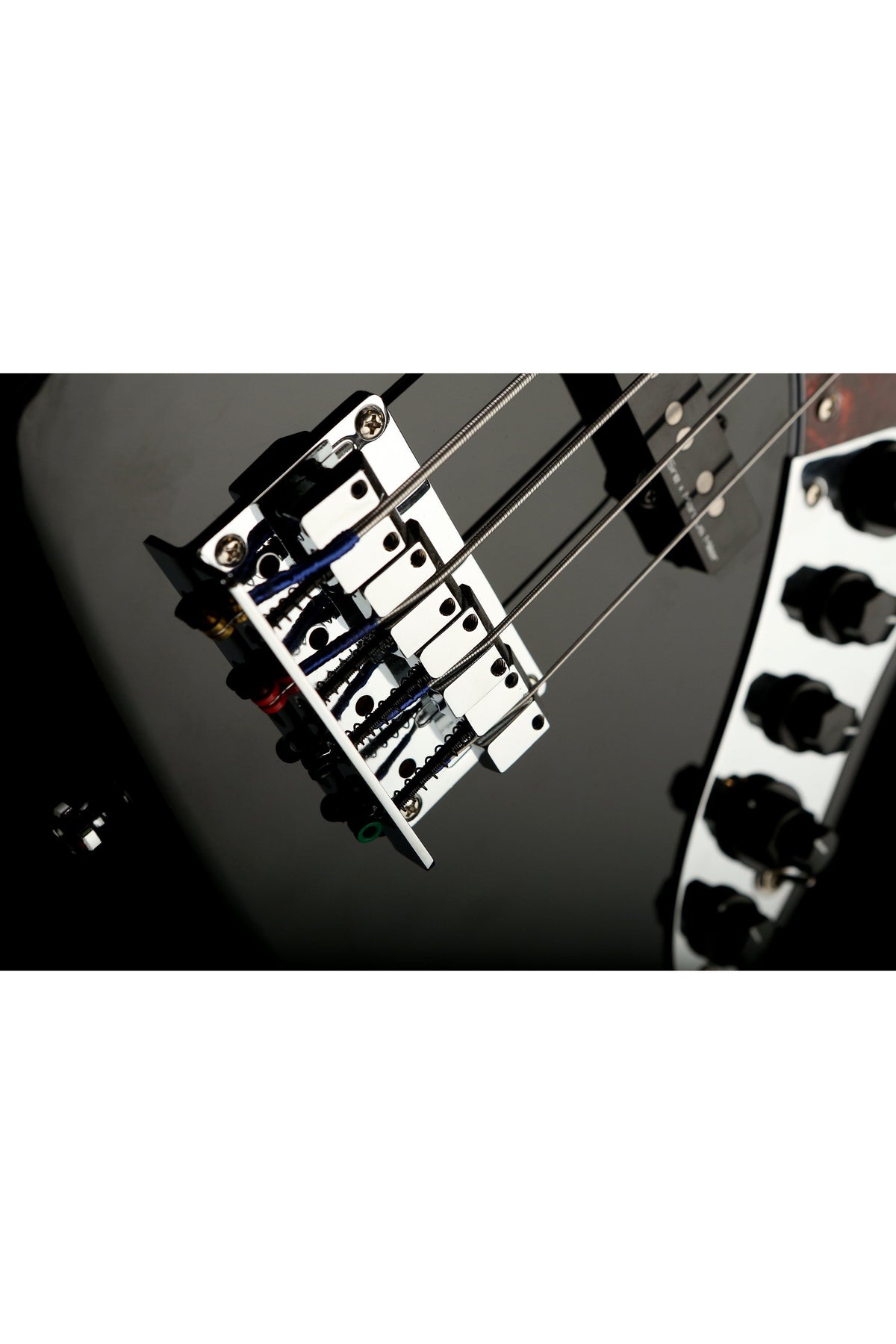 Sire Marcus Miller V7 Alder 4 Fretless V2 - Bass Centre Music Store Melbourne